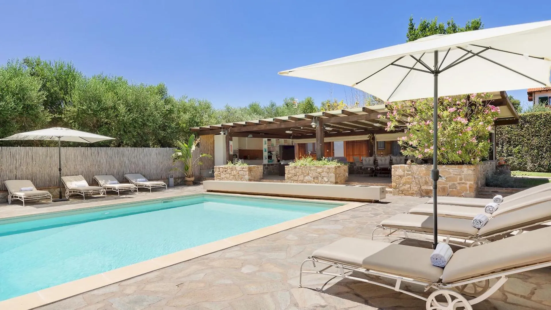 Villa Castiglione 9, Emma Villas 카스틸리오네 델라 페스카이아